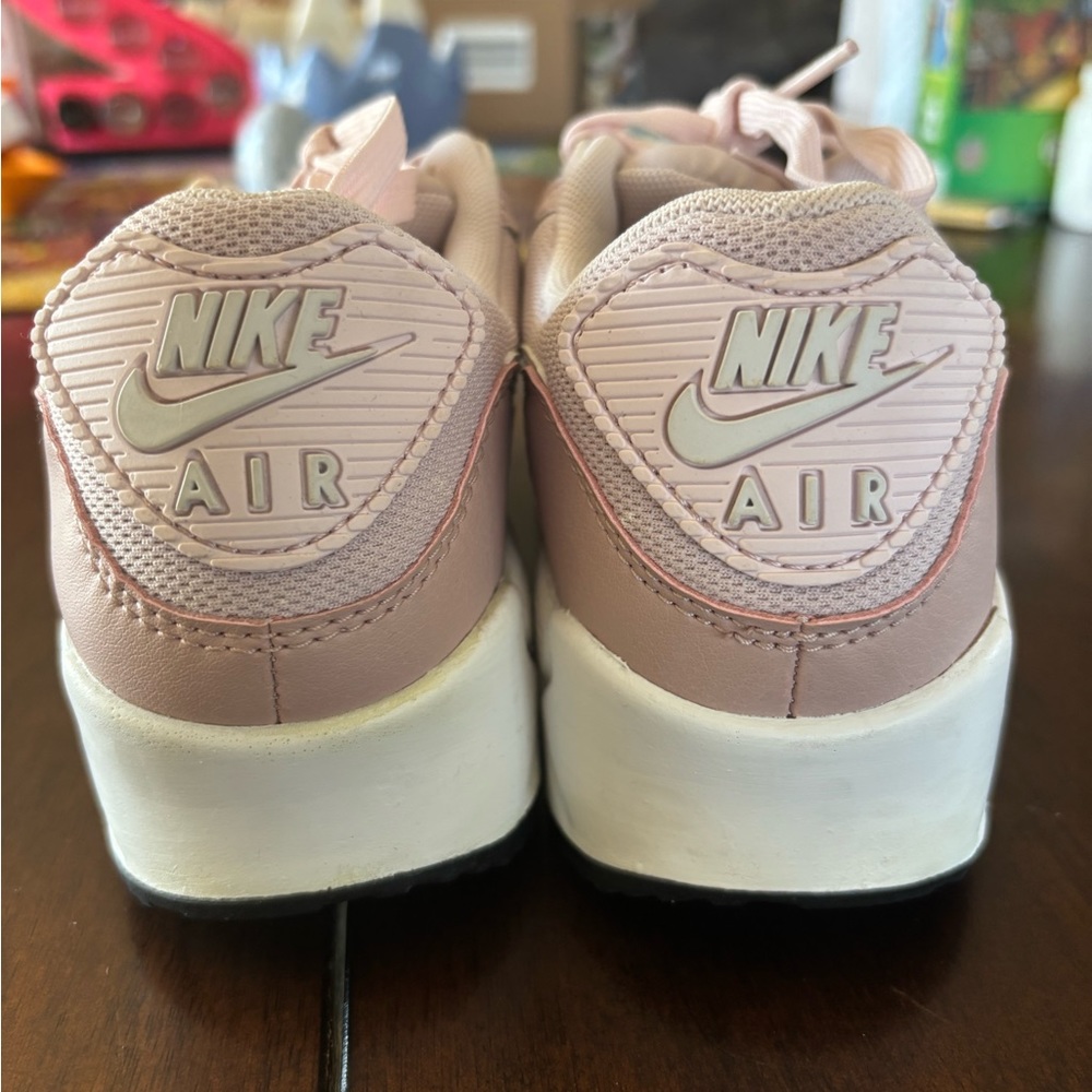 Nike Air Max 90 Sneakers - Picture 4 of 7